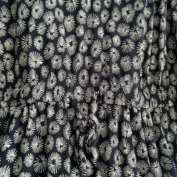 H&M Blue and White V Neck Romper with Side Pockets S - Picture 3 of 15